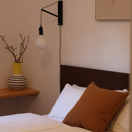 Weinbar & Gaestehaus Himmelstoss دتلباخ