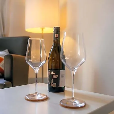 Weinbar & Gaestehaus Himmelstoss *