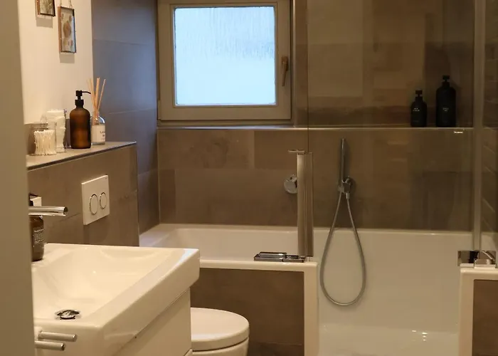 Weinbar & Gaestehaus Himmelstoss دتلباخ